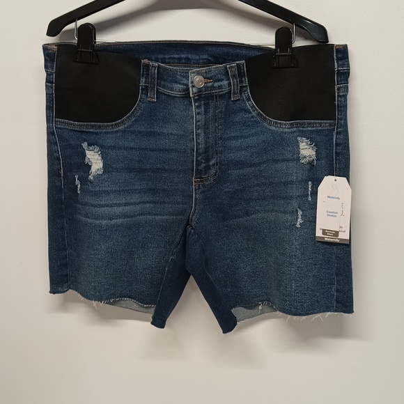 Time and Tru Pants - NWT Time and Tru Maternity jean shorts Sz Large (12-14) side panel New